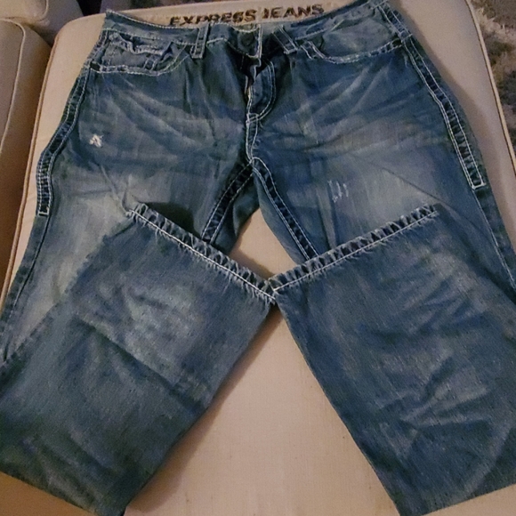Express Denim - Picture 5 of 5